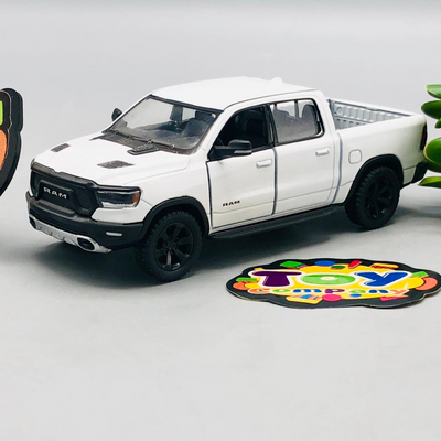 1:36 Kinsmart 2019 Ram 1500 Model Car