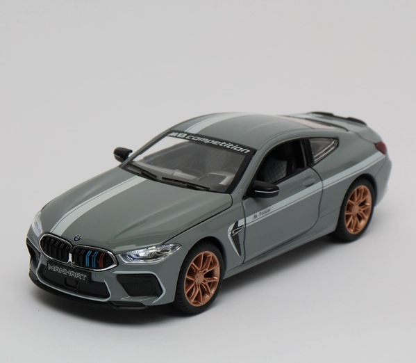 1:32 Diecast BMW M8 With Acrylic Display Box - Gray