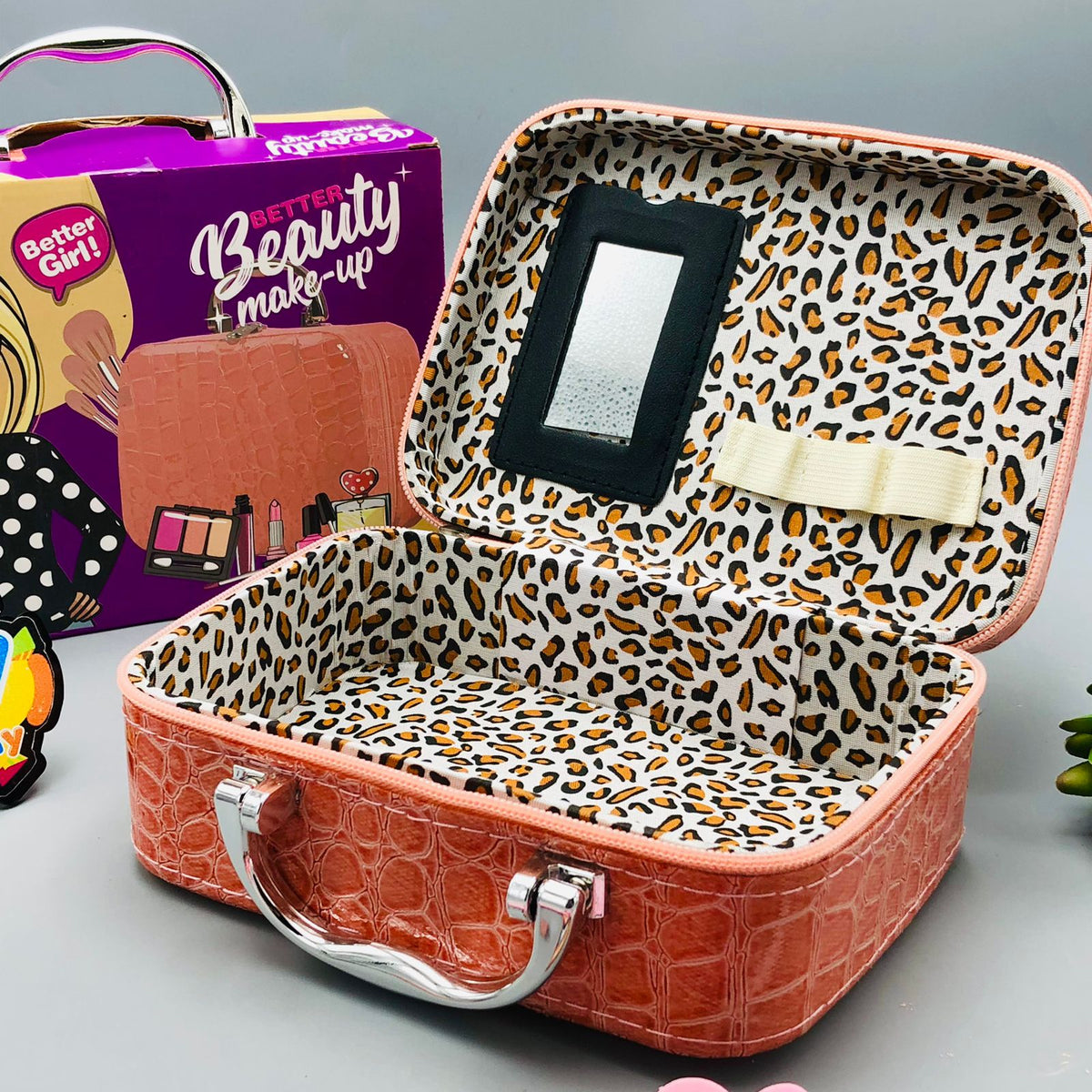 25Pcs Realistic Beauty Makeup Bag