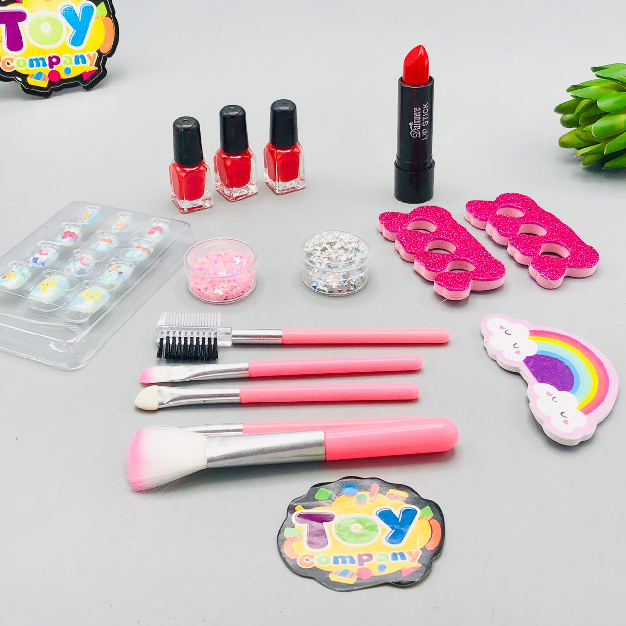 40Pcs Realistic Unicorn Cosmetic Suitcase