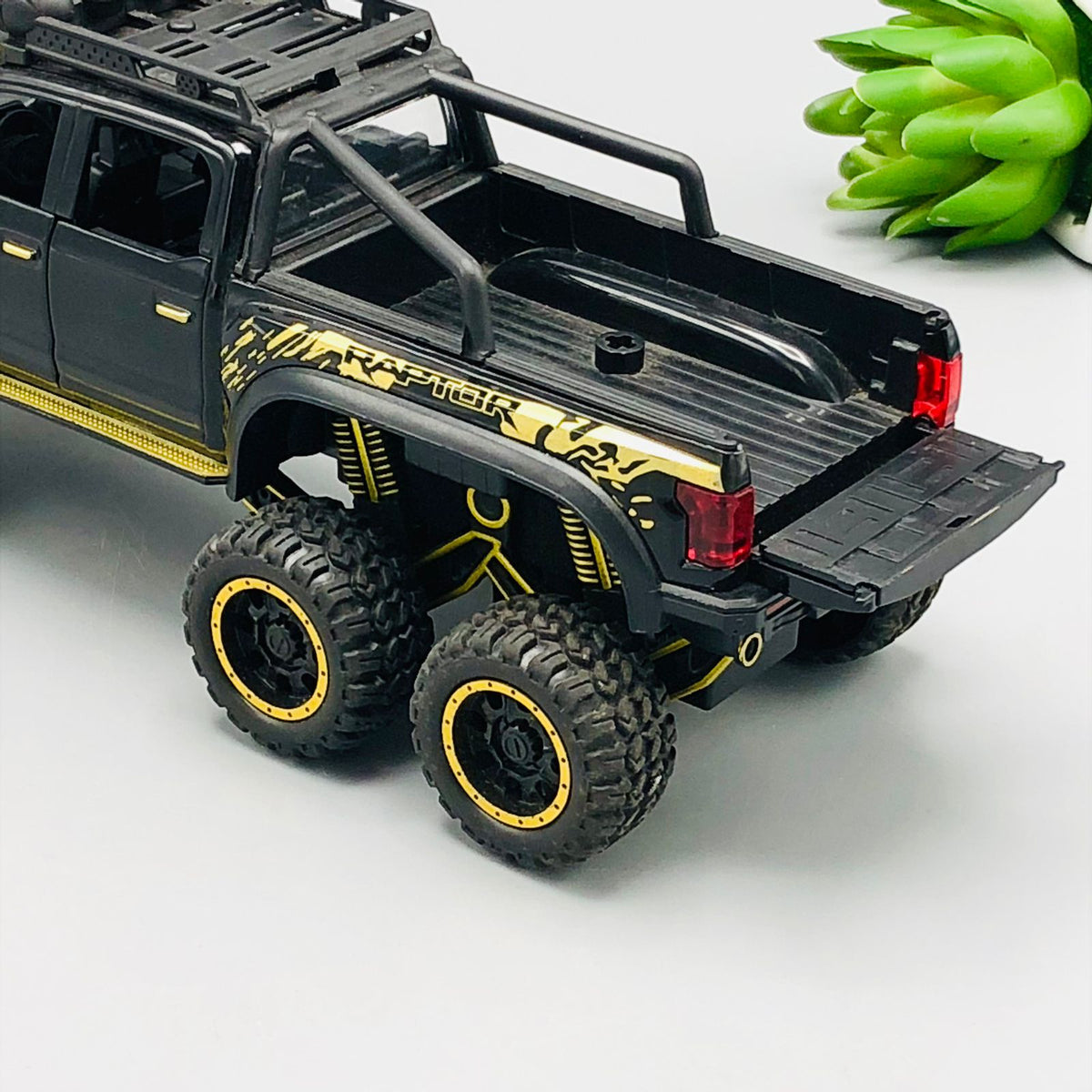 Diecast Ford Beast Raptor F150 - Without Bike