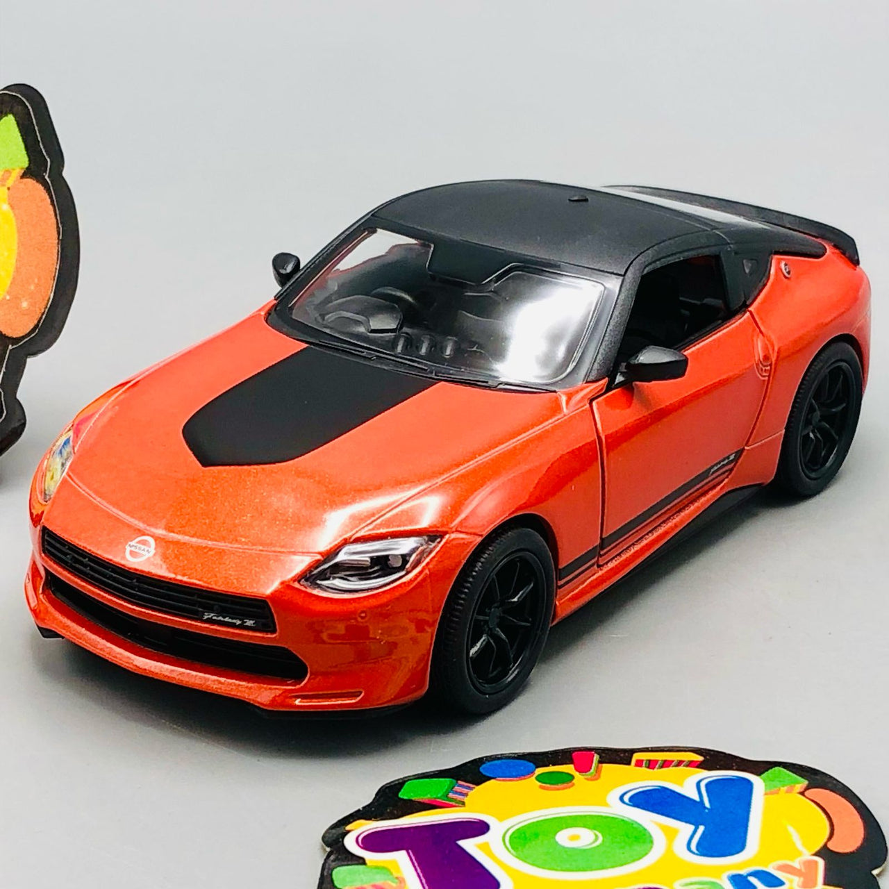1:36 Kinsmart 2023 Nissan Fairlady Z Customized Edition