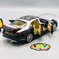 1:22 RC Diecast Mercedes Maybach Model Car With Smoke