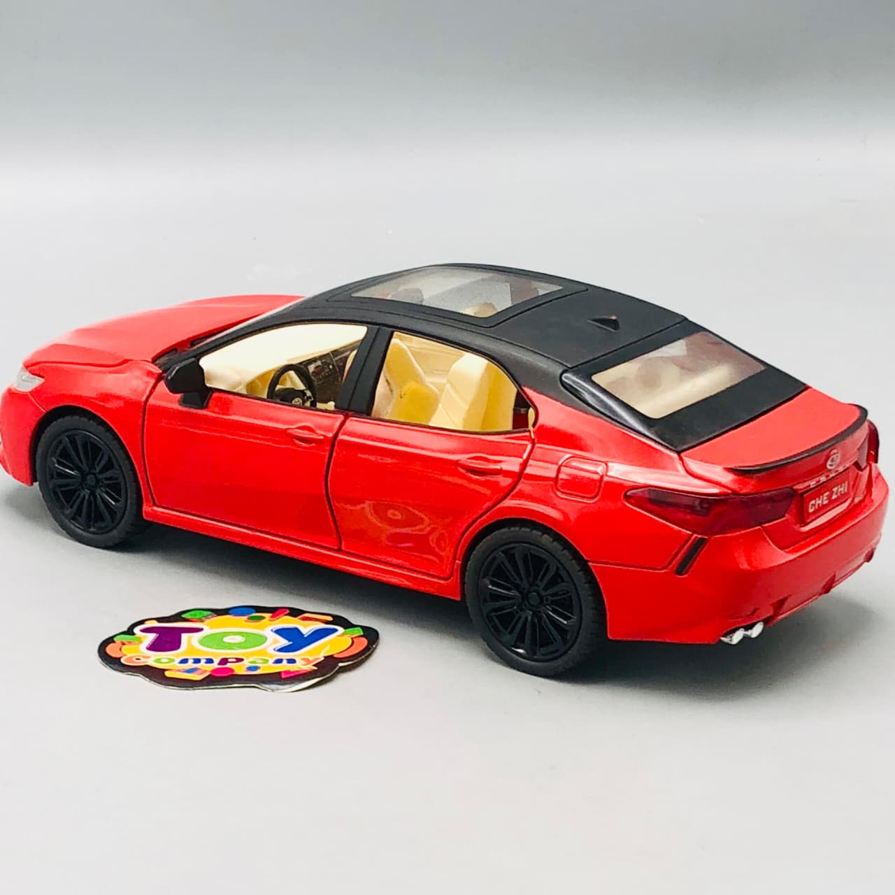 1:24 Diecast Toyota Camry Model Car - Minor Fault