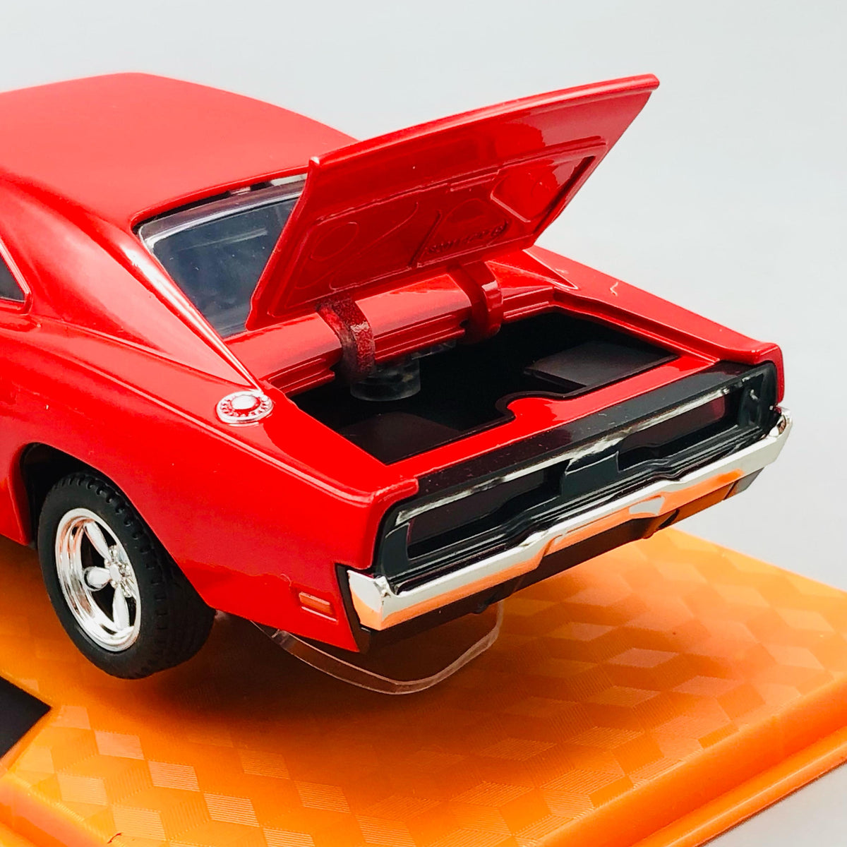 1:32 Diecast Dodge Charger With Acrylic Display Box - Red