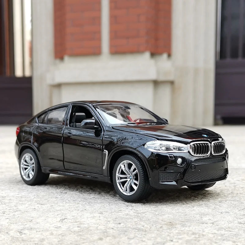1:24 Diecast BMW X6M Official Licensed Model