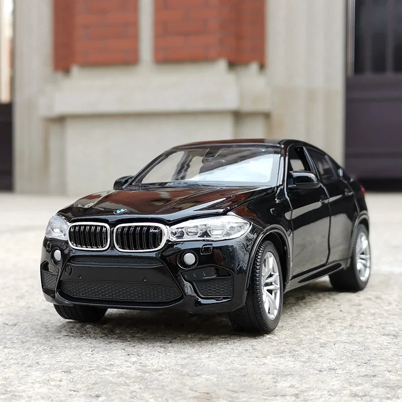 1:24 Diecast BMW X6M Official Licensed Model