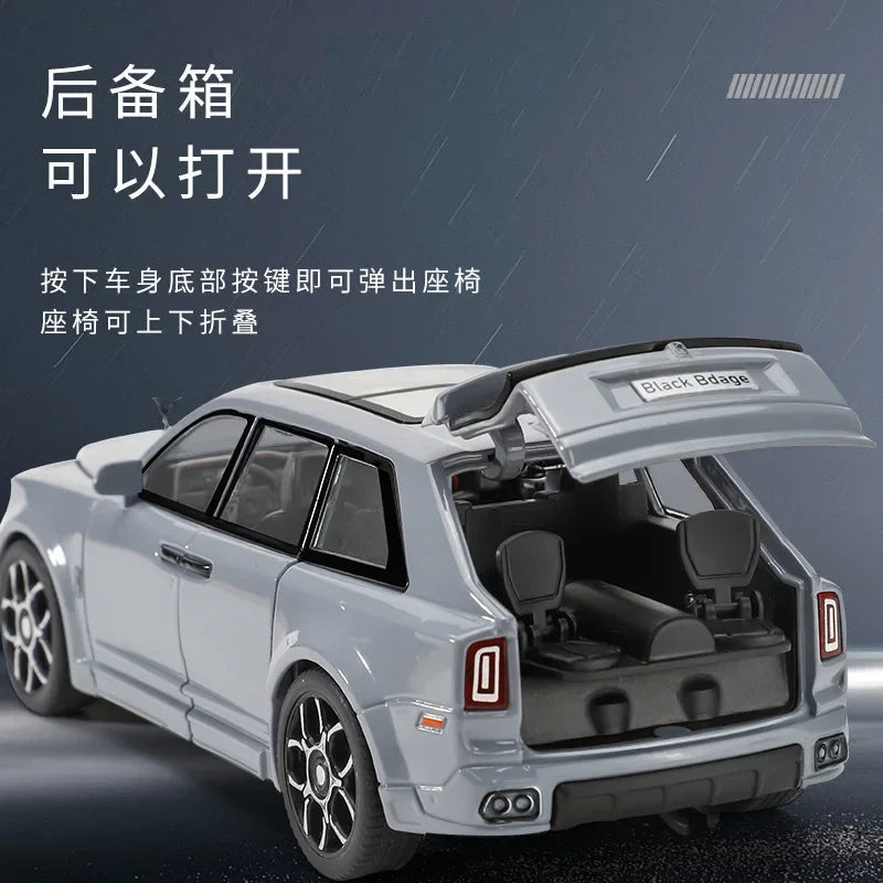 1:32 Diecast Rolls Royce Cullinan With Trailer