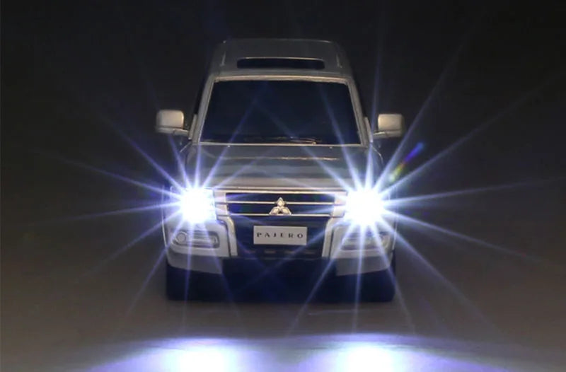 1:32 Diecast Pajero Model Car
