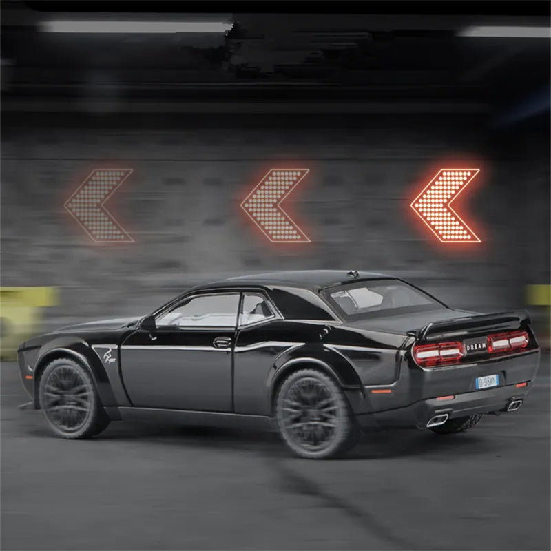 1:32 Diecast Metal Dodge Challenger Model Car