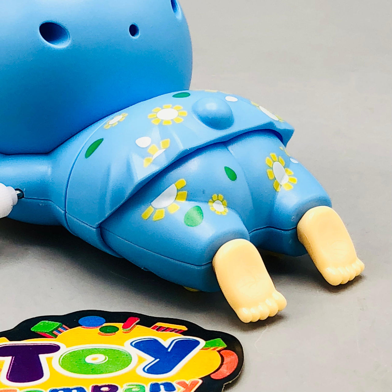 Mini Wind-up Cute Crawling Baby - 1Pc