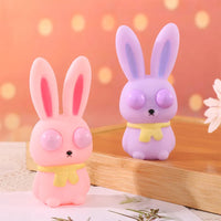1Pc Squishy Rabbit Popping Eyes Toy