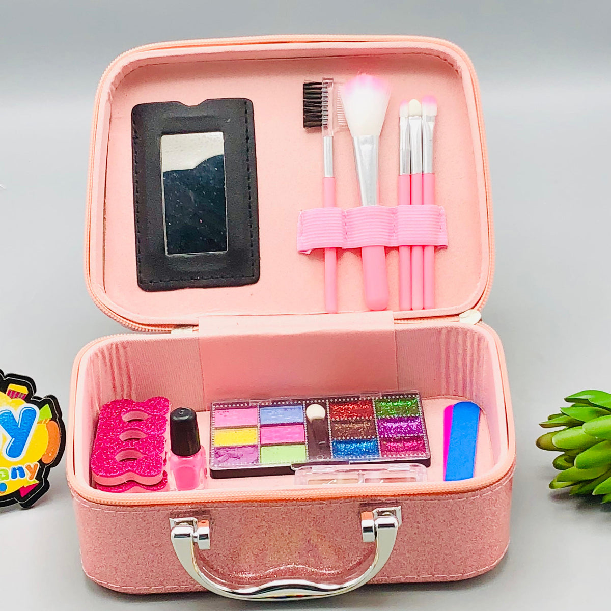 15Pcs Realistic Fashion Girl Makeup Bag