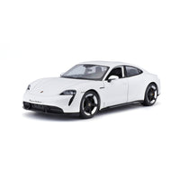 Bburago 1:24 Diecast Porsche Taycan Turbo S - White