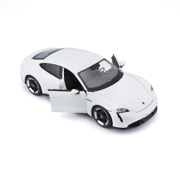 Bburago 1:24 Diecast Porsche Taycan Turbo S - White