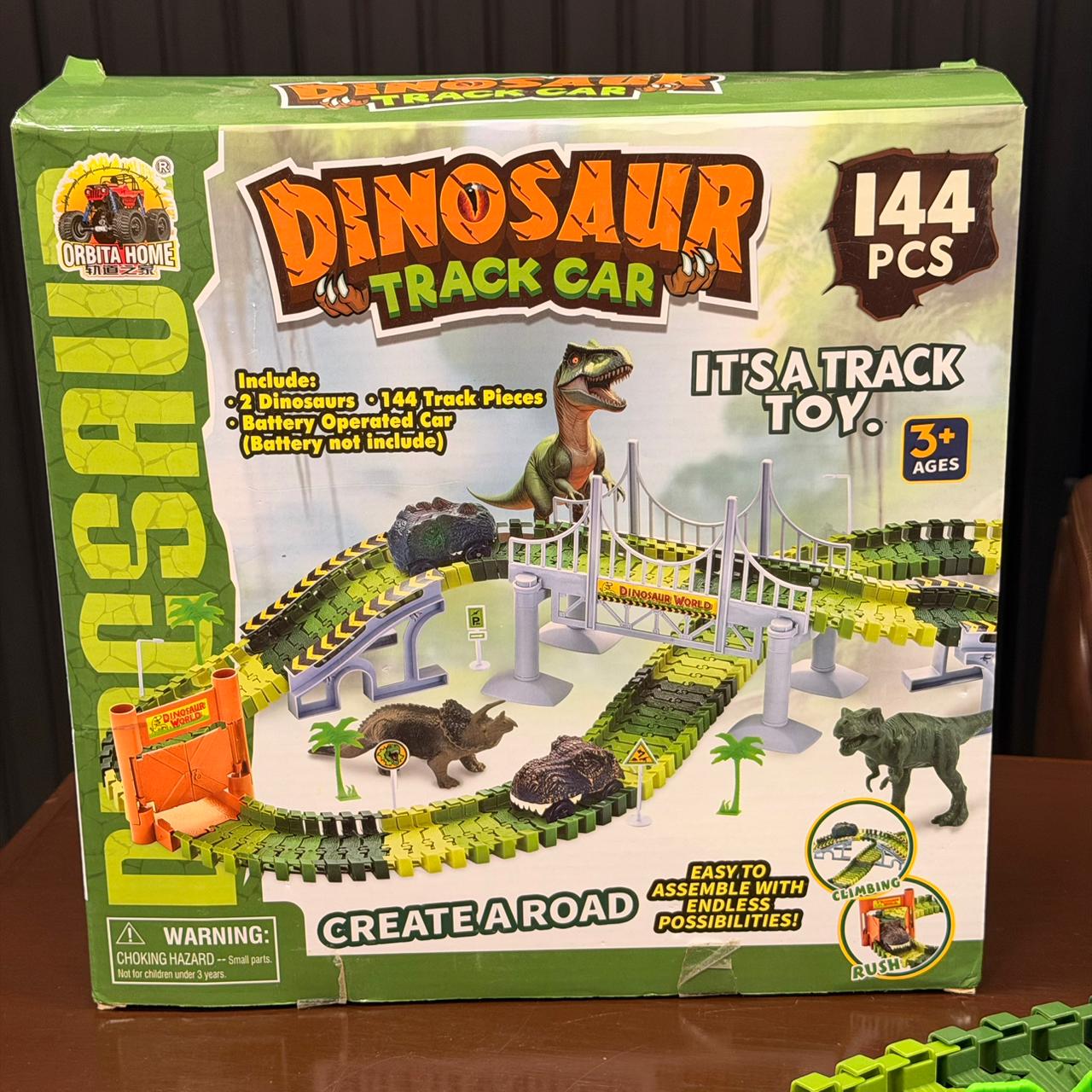 144Pcs Kids Dinosaur World Flexible Train Track Set
