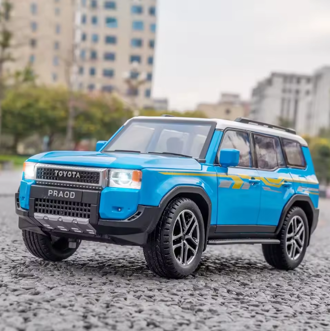 1:24 Diecast Toyota Land Cruiser Prado LC250 Model