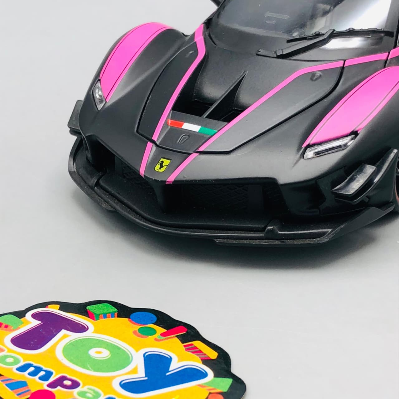 1:24 Diecast Ferrari FXXX K Model Car - Minor Fault