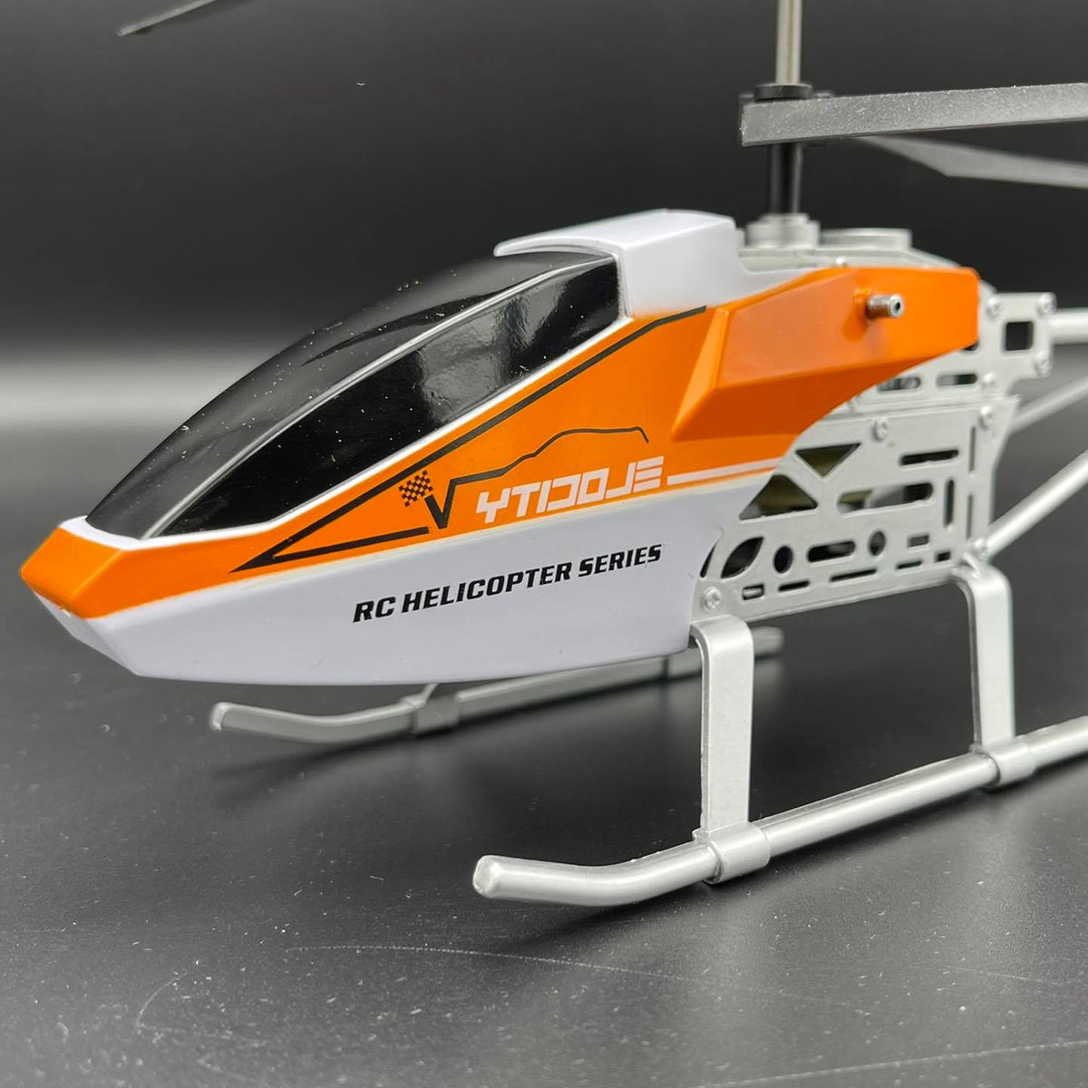 R/C 3.5 Channel Helicopter