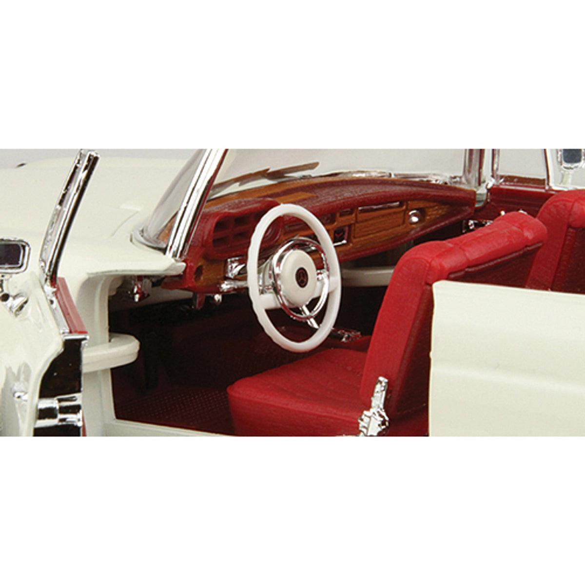 1:18 Maisto 1967 Mercedes Benz 280SE