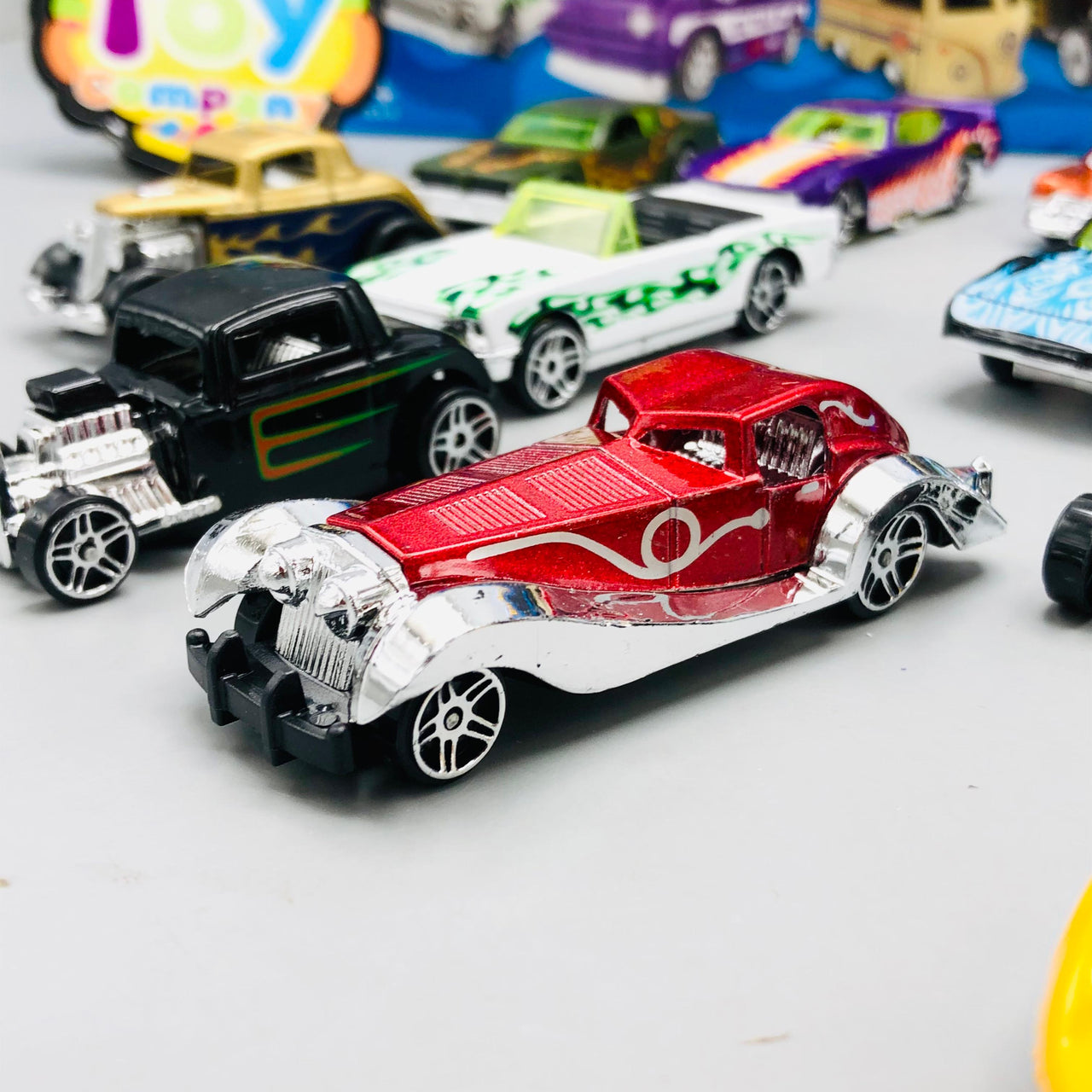 18Pcs Diecast Mini Inertial Cars Set