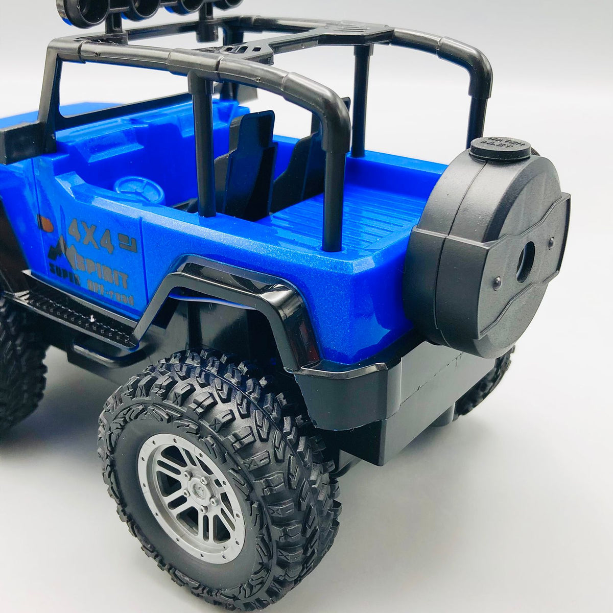 RC 4x4 Super Spirit Off-Road Spray Jeep