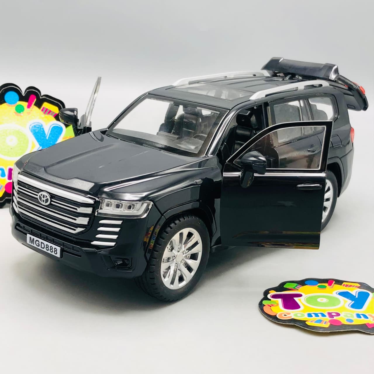 1Pc ABS Toyota Land Cruiser Model With Light & Sound