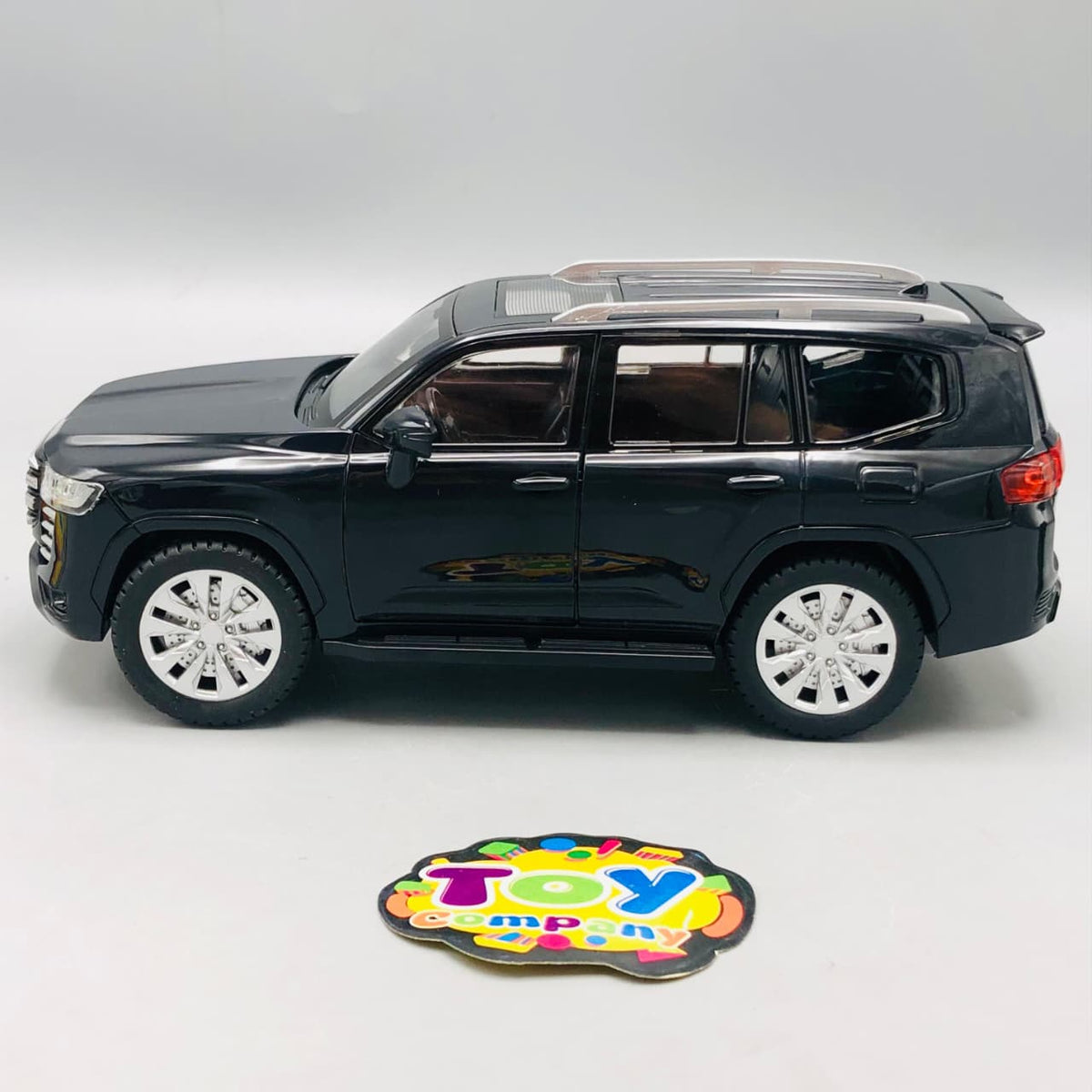 1Pc ABS Toyota Land Cruiser Model With Light & Sound