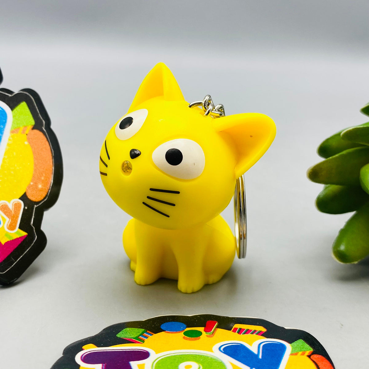 1Pc Cute Cat Keychain With Light & Sound