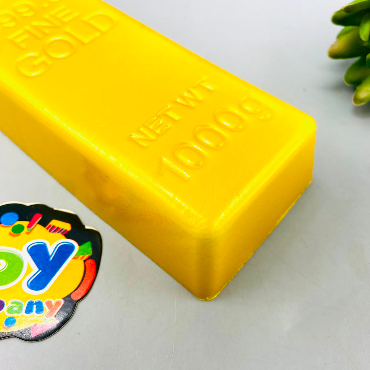 1Pc Soft Squishy Gold Stress Relief Toy