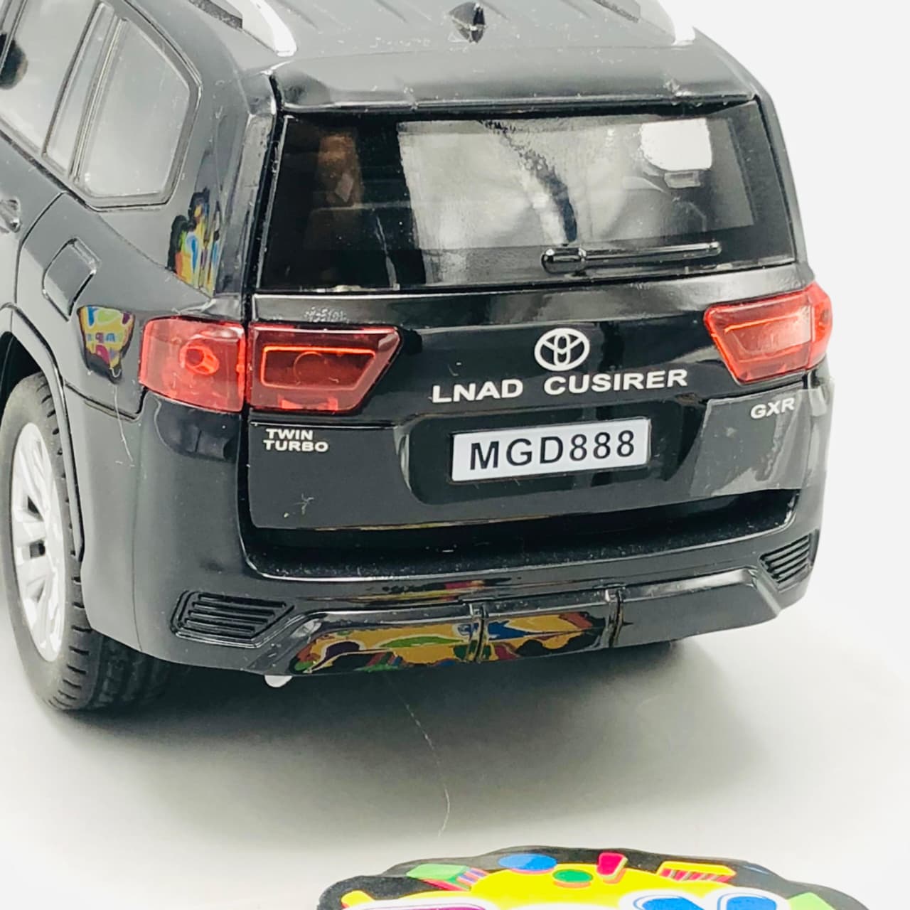 1Pc ABS  Land Cruiser Model With Light & Sound - Minor Fault