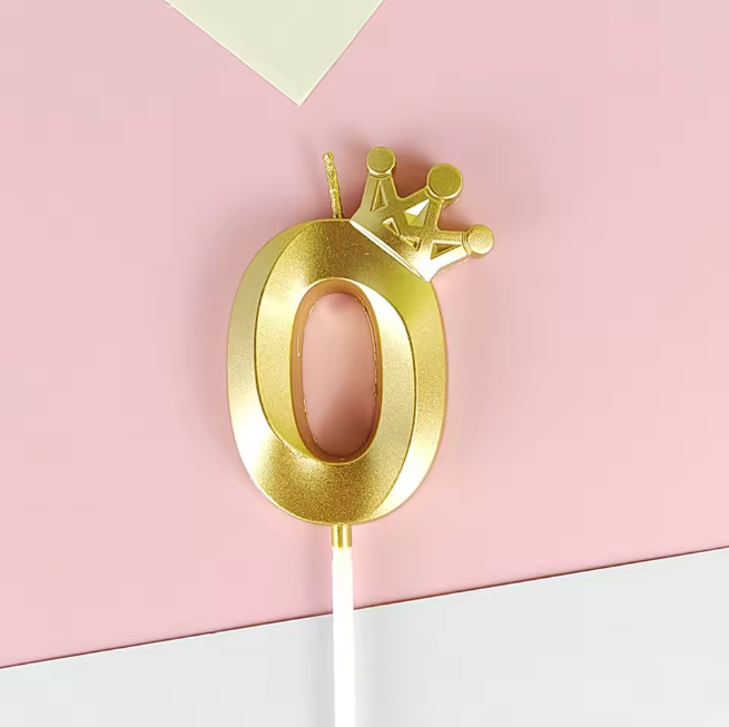 Number 0 Crown Designed Birthday Candle