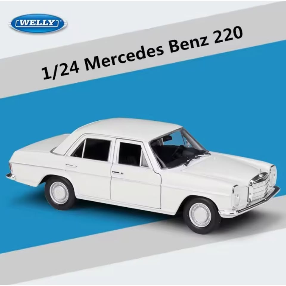 Welly 1:24 Diecast Mercedes Benz 220 Model Car