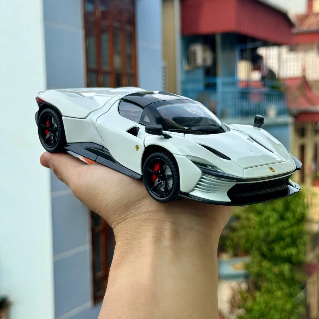 1:22 Diecast Ferrari Ditona SP2 Model Car