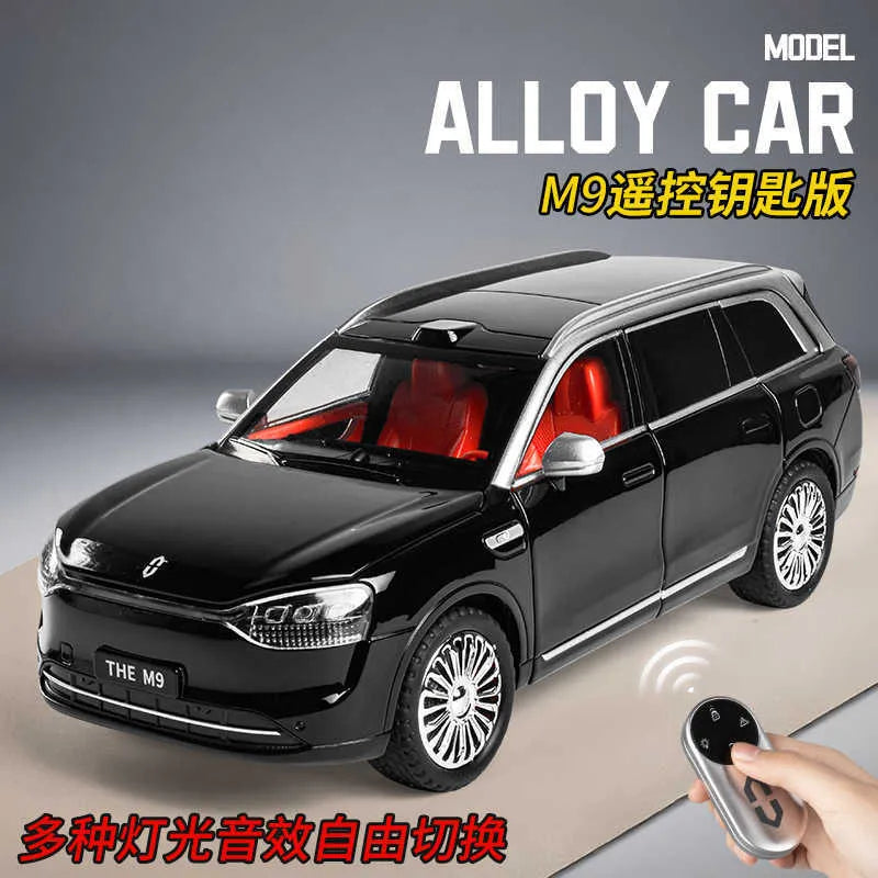 1:24 Diecast AITO M9 Model With Key