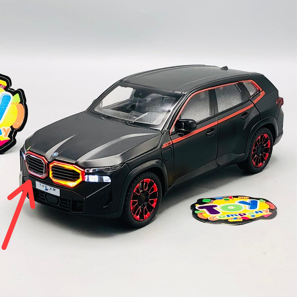 1:24 Diecast BMW XM Latest Model Car - Minor Fault