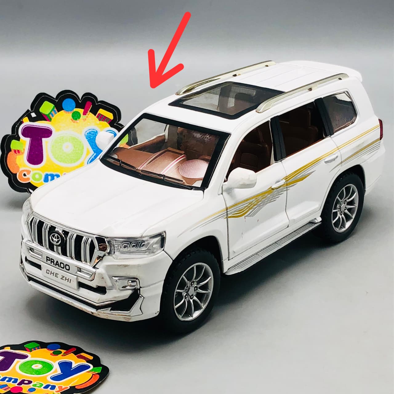 1:24 Diecast Land Cruiser Prado Model Car - Minor Fault