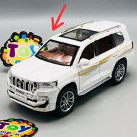1:24 Diecast Land Cruiser Prado Model Car - Minor Fault