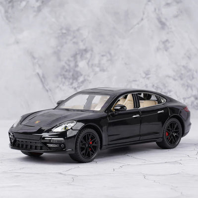 1:24 Diecast Porsche Panamera Model Car With Smoke
