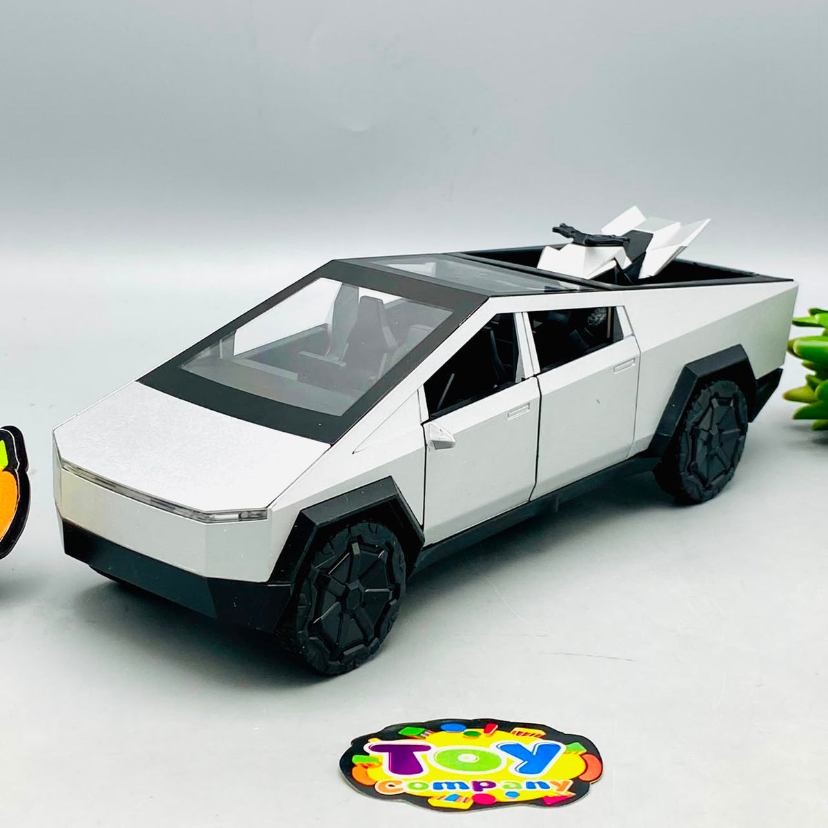 1:24 Diecast Tesla Model With Quad Bike