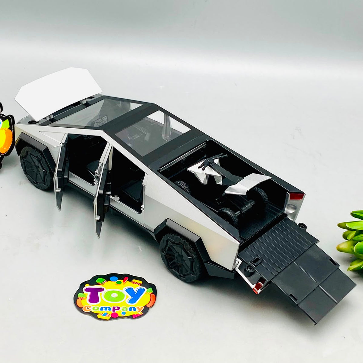 1:24 Diecast Tesla Model With Quad Bike