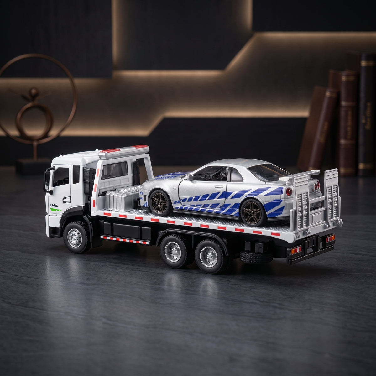 1:24 Diecast Tow Truck with Nissan Skyline GTR Model