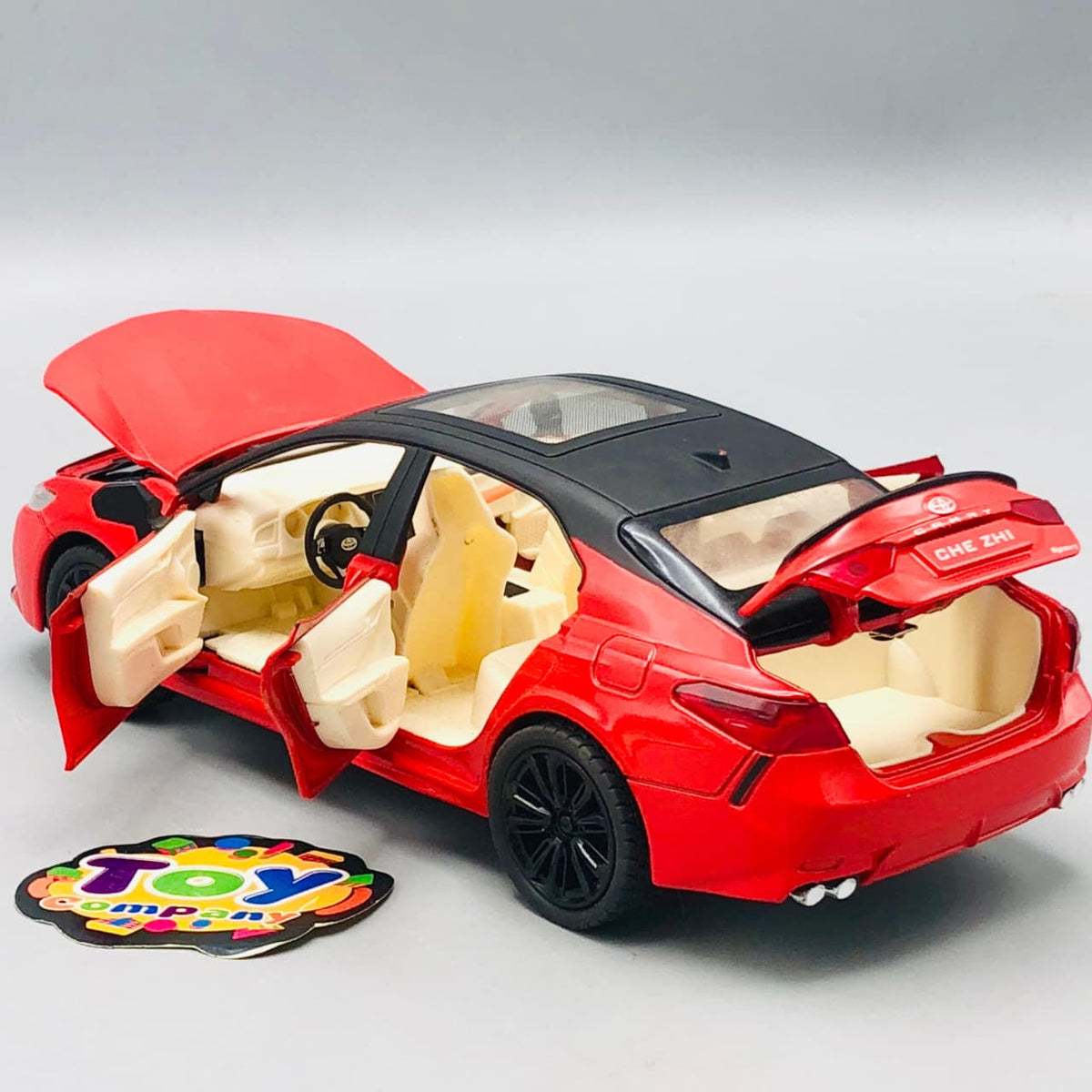 1:24 Diecast Toyota Camry Model Car - Minor Fault