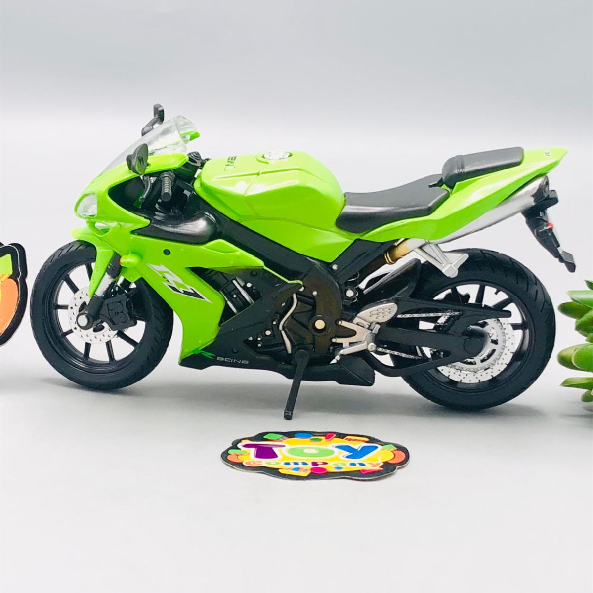 1:12 Mini Diecast Yamaha R1 Model Bike