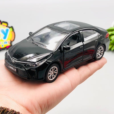 1:32 Diecast Toyota Corolla Car Model - 1Pc