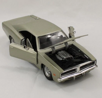Maisto 1:25 1969 Dodge Charger R/T Model - Silver