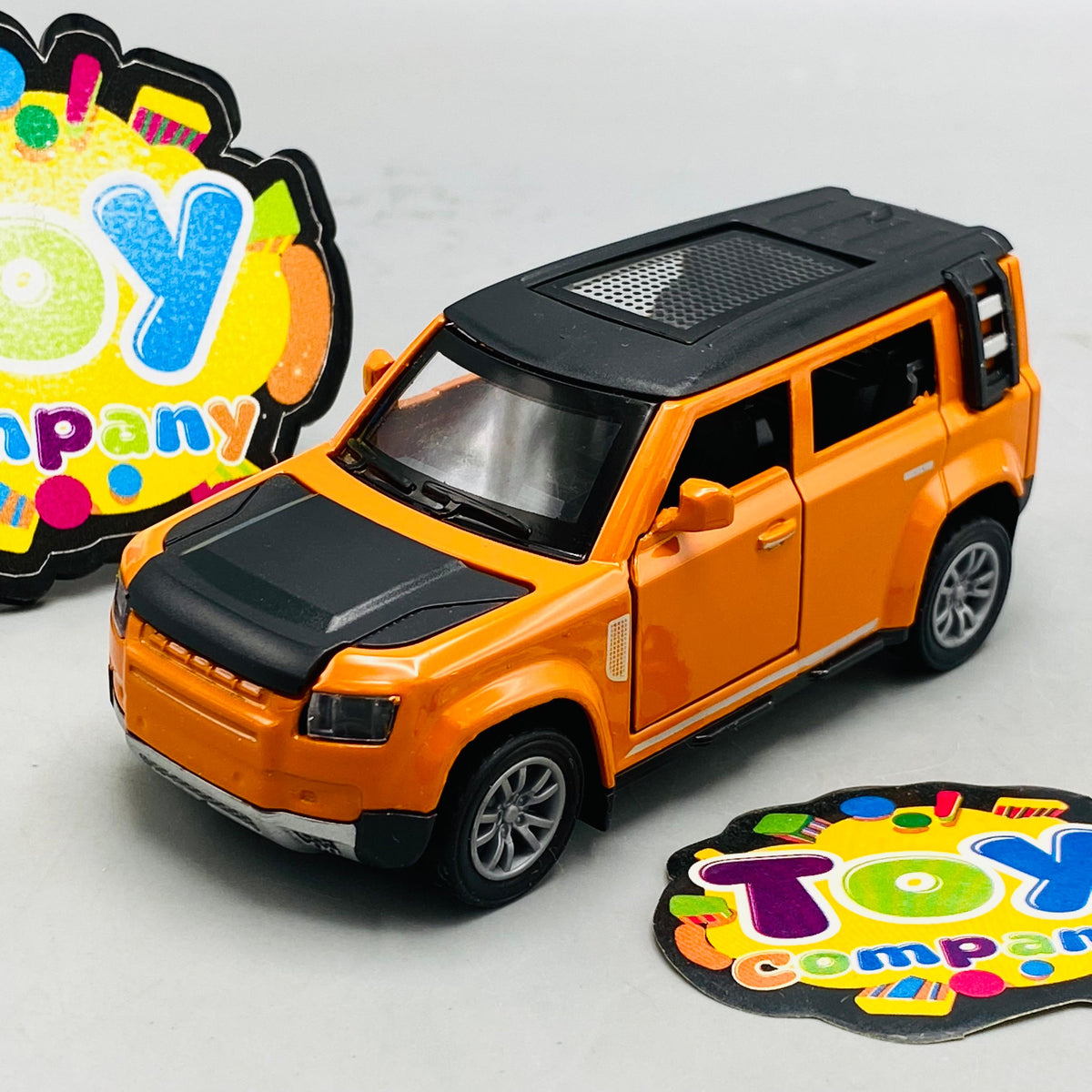 1:36 Mini Diecast Defender Model Car - 1Pc