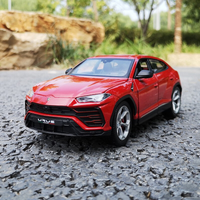 Maisto 1:24 Lamborghini Urus Model