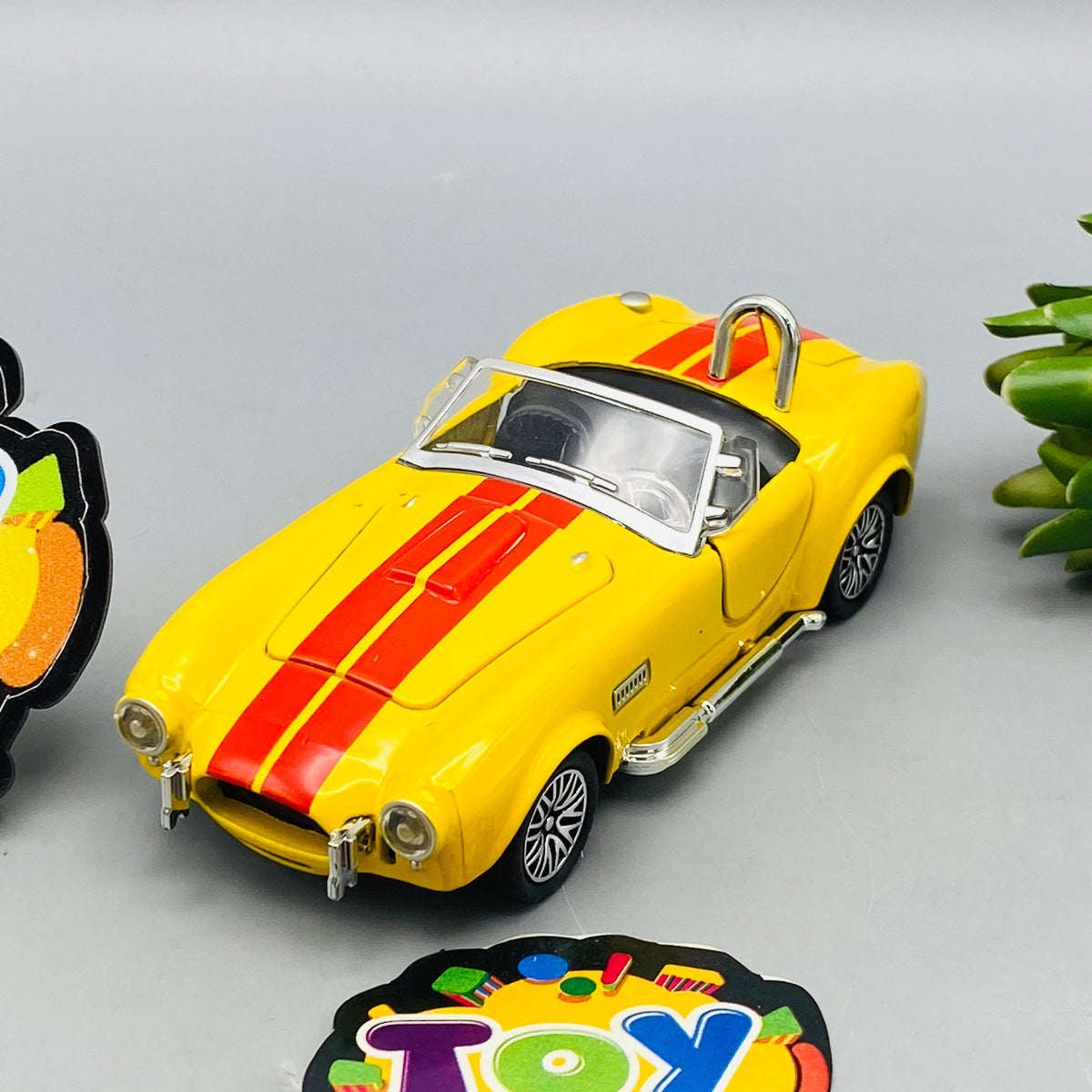 1:43 Mini Diecast Shelby Cobra Model