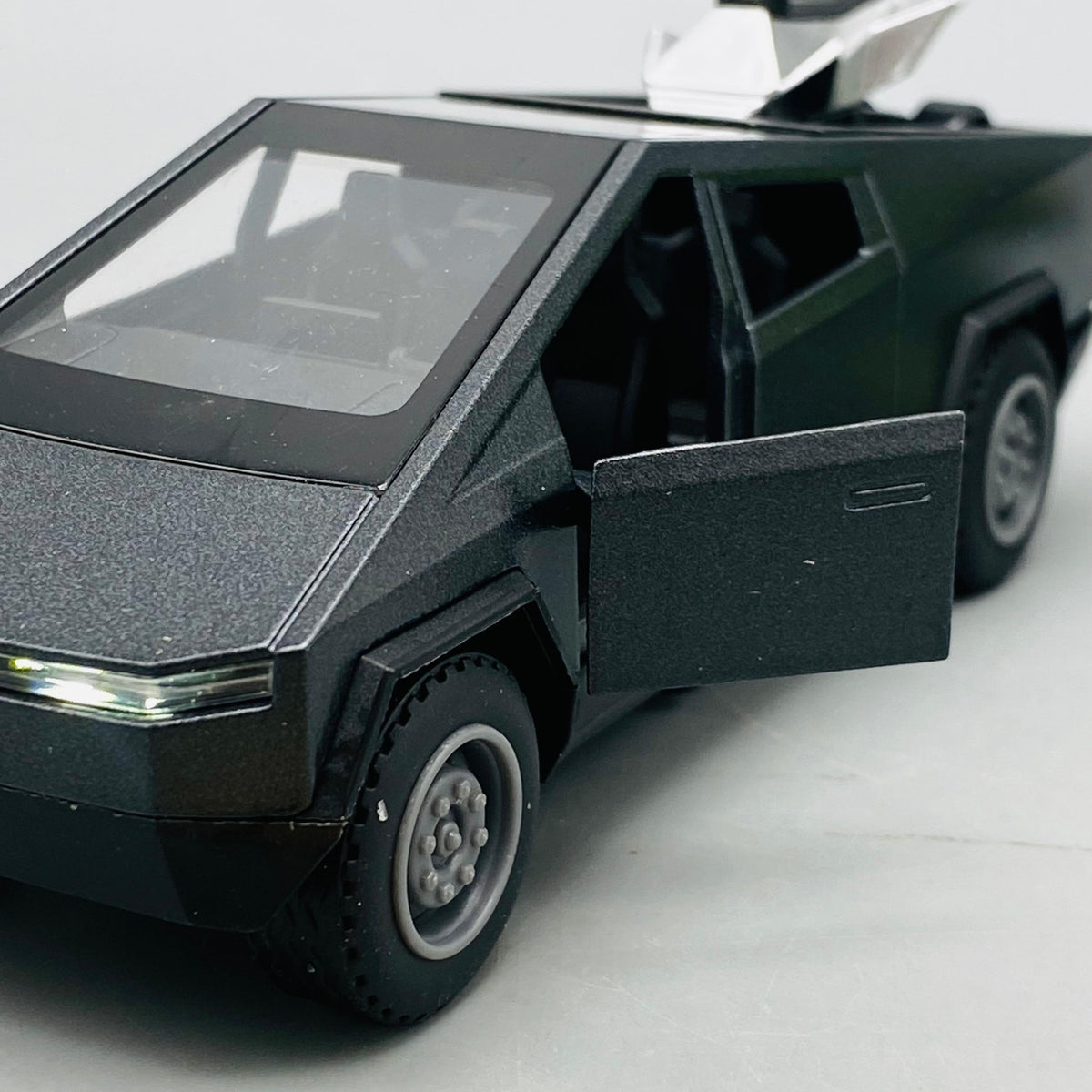 1:43 Mini Diecast Tesla Model